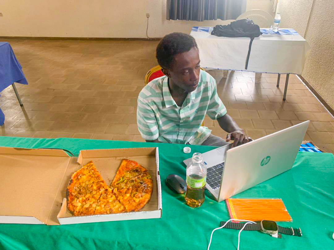 Programming while eating pizza